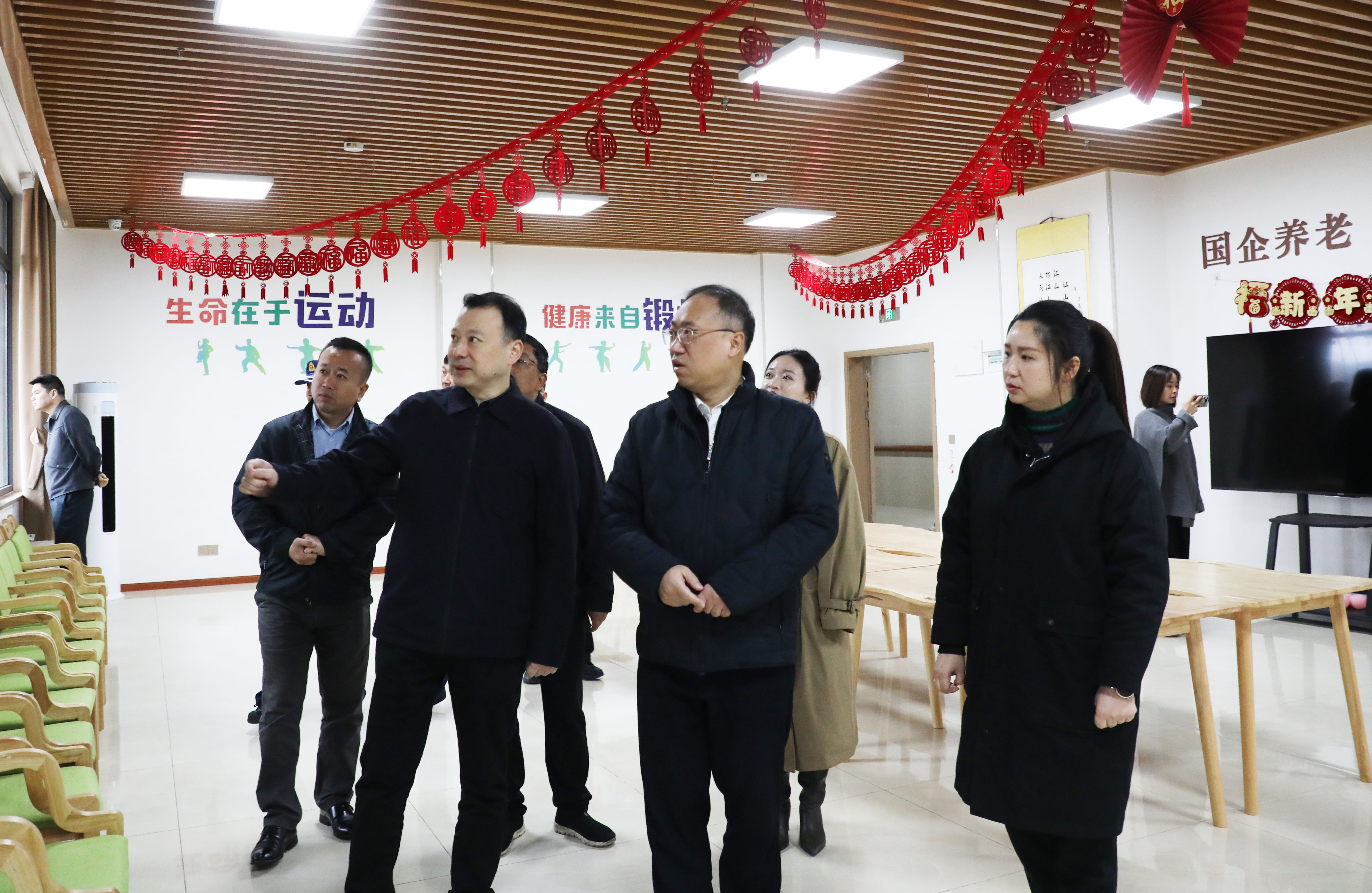 瀘州市委常委、江陽區(qū)委書記郭宏川率隊調(diào)研江陽區(qū)失能照護中心安全管理工作